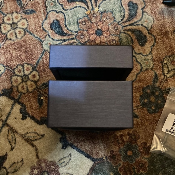 Moissanite earrings - Picture 3 of 5